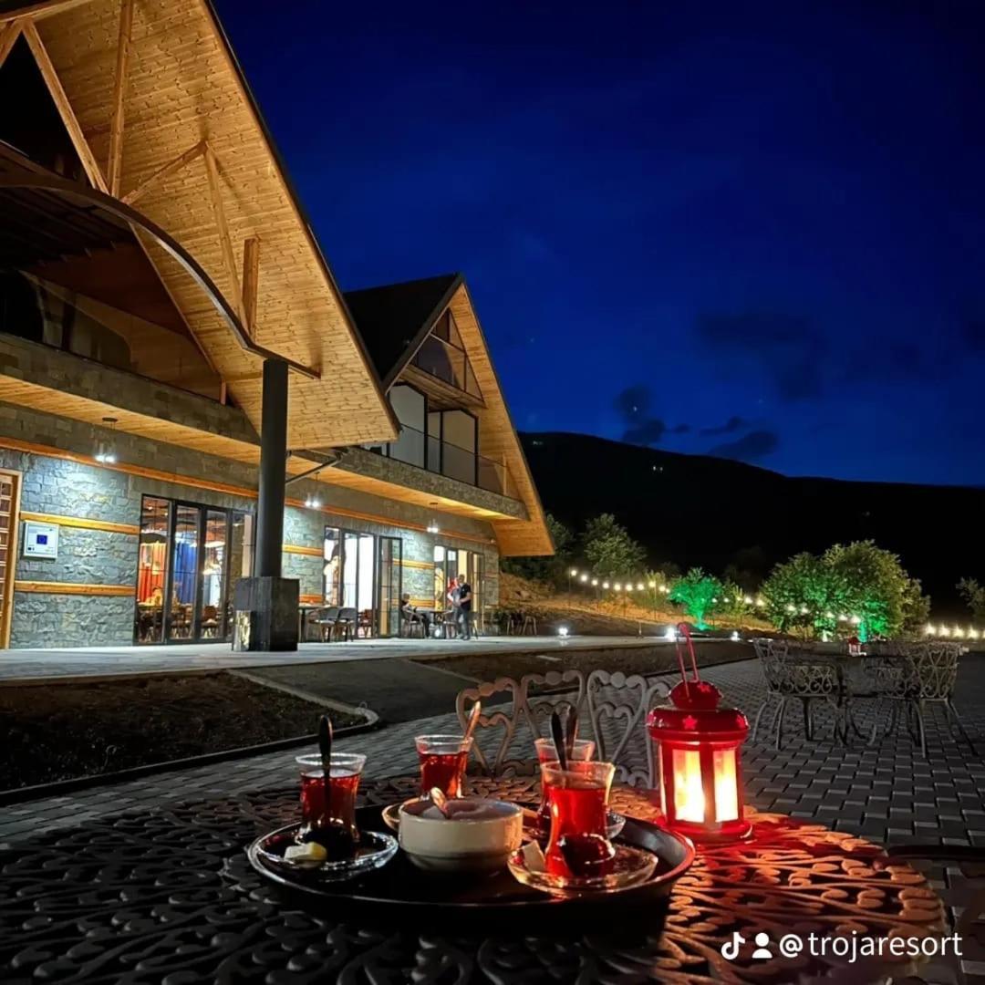 Hotel Troja - & Restaurant